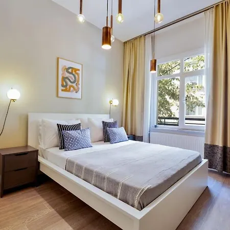 New 3-bedroom * イスタンブール